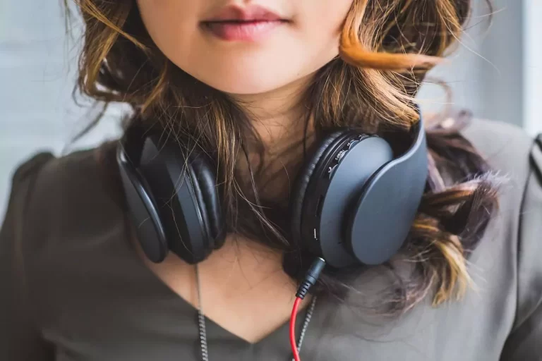 Choosing the Best Bluetooth Headphones